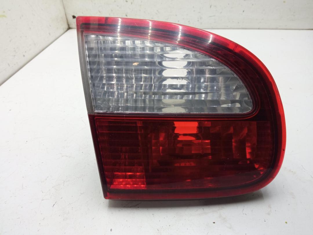 фонарь крышки багажника левый Daewoo Lanos 1998, 1.6 л., бензин, МКПП, чёрный, хетчбэк 3 дв.