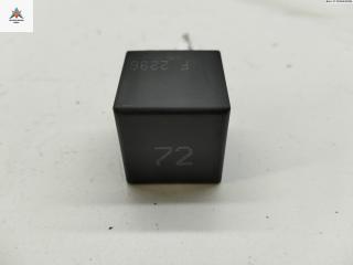 реле (прочие) Volkswagen Passat B4 1996, 1.6 л., бензин, МКПП, зелёный, универсал, 191955529