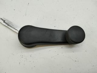ручка стеклоподъемника Volkswagen Golf 3 поколение 1995, 1.8 л., бензин, МКПП, красный, хетчбэк 5 дв., 1H0837581C