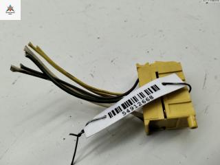 разъем (фишка) проводки Volkswagen Passat B4 1996, 1.6 л., бензин, МКПП, зелёный, универсал, 357971971