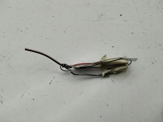 разъем (фишка) проводки Volkswagen Passat B4 1996, 1.6 л., бензин, МКПП, зелёный, универсал, 191972701E
