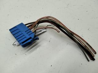 разъем (фишка) проводки Volkswagen Passat B4 1996, 1.6 л., бензин, МКПП, зелёный, универсал, 357919971