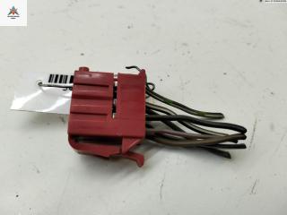 разъем (фишка) проводки Volkswagen Passat B4 1996, 1.6 л., бензин, МКПП, зелёный, универсал, 357953971B