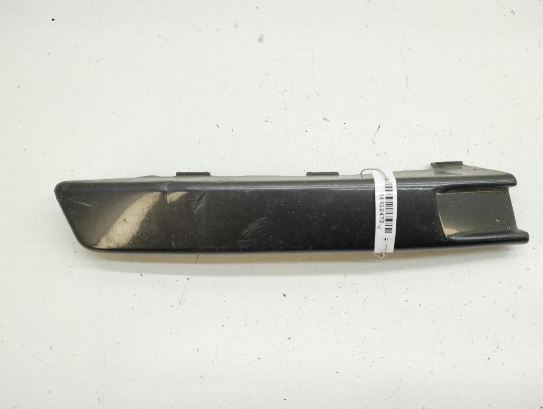 молдинг переднего бампера Volkswagen Passat B6 2006, 2.0 л., дизель, МКПП, чёрный, универсал, 3C0807646A - фото №1