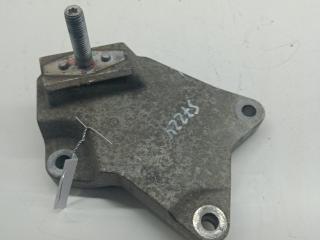 кронштейн КПП Ford Mondeo 4 поколение 2007, 2.3 л., бензин, АКПП, чёрный, хетчбэк 5 дв., 7G917M125CB