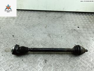 полуось передняя правая (приводной вал, ШРУС) Volkswagen Passat B6 2006, 2.0 л., дизель, МКПП, чёрный, универсал