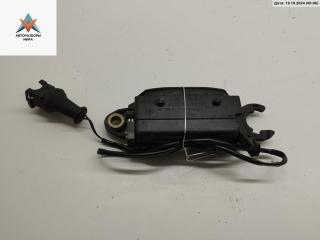 ручка наружная передняя левая Audi A4 B5 1996, 1.8 л., бензин, МКПП, зелёный, универсал, 8D0837205D