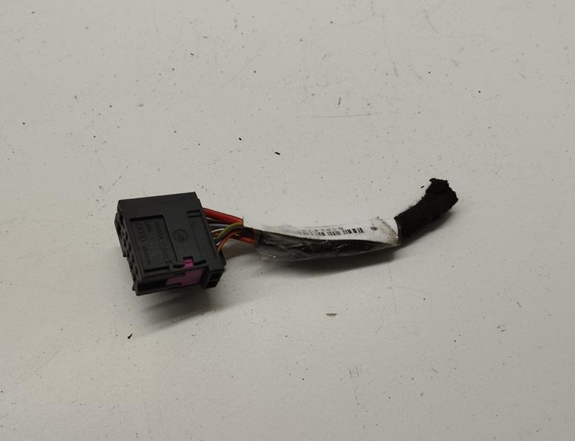 разъем (фишка) проводки Audi A8 D3 2003, 4.0 л., дизель, АКПП, чёрный, седан, 8Z0972701