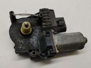 моторчик стеклоподъемника передний правый Audi A6 4B/C5 [рестайлинг] 2004, 1.9 л., дизель, МКПП, зелёный, седан, 0130821774