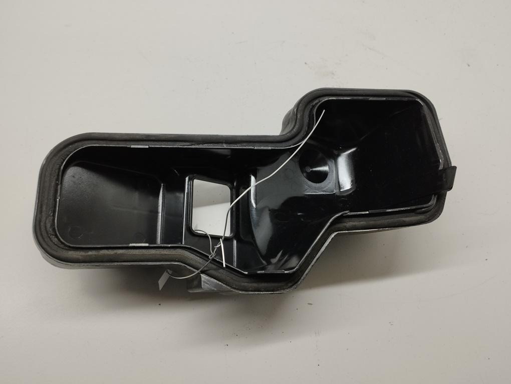 крышка фары Audi A6 C5 2003, 2.5 л., дизель, МКПП, серый, универсал, 15381301