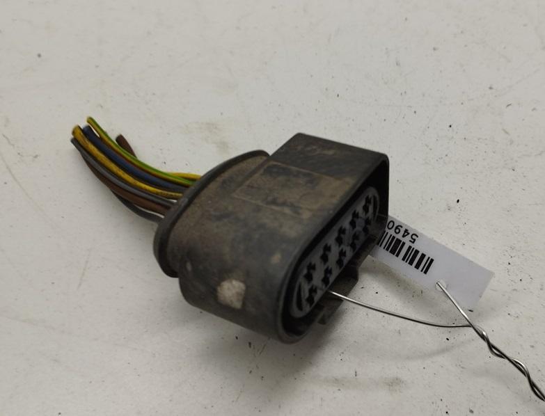 разъем (фишка) проводки Audi A6 C5 2004, 2.5 л., дизель, АКПП, серый, универсал, 1J0973735