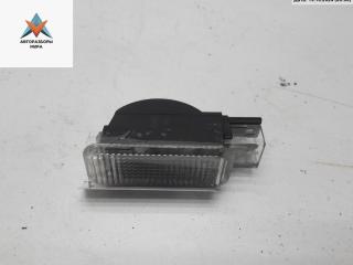 фонарь салона (плафон) Skoda Superb 1 поколение [рестайлинг] 2006, 1.8 л., бензин, МКПП, серый, седан, 3B0947415B