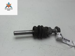 Болт крепления Skoda Octavia mk2 (A5 1Z) 2007, 1.6 л., бензин, МКПП, красный, универсал