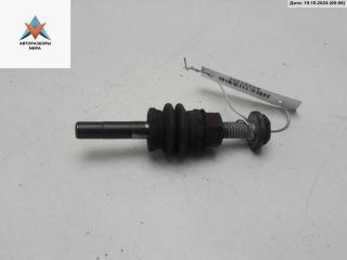 Болт крепления Volkswagen Jetta 5 поколение 2005, 2.5 л., бензин, АКПП, синий, седан