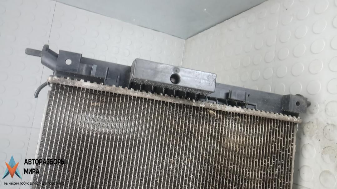 радиатор охлаждения Citroen C4 Picasso 2 поколение 2014, 1.6 л., дизель, МКПП, минивэн - фото №1