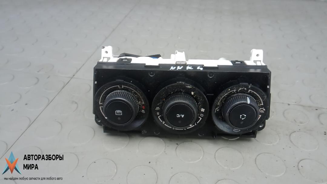 блок управления печки / климат-контроля Citroen C3 Picasso 1 поколение 2010, 1.6 л., дизель, МКПП, минивэн, 69940006 - фото №1