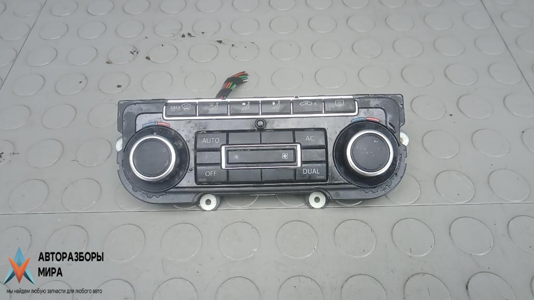 блок управления печки / климат-контроля Volkswagen Passat CC 1 поколение 2011, 2.0 л., дизель, МКПП, седан, 00974580 - фото №1