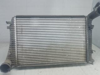 радиатор интеркулера Skoda Superb 2 поколение 2009, 2.0 л., дизель, МКПП, хетчбэк 5 дв.