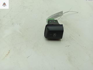 кнопка (выключатель) Peugeot 2008 1 поколение 2015, 1.2 л., бензин, МКПП, чёрный, внедорожник 5 дв., 96750883