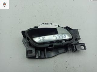 ручка внутренняя задняя правая Peugeot 2008 1 поколение 2015, 1.2 л., бензин, МКПП, чёрный, внедорожник 5 дв., 96555516