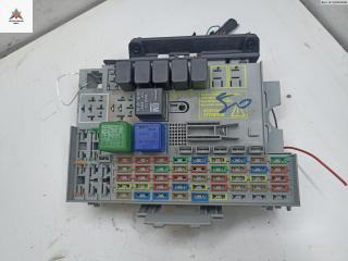 блок предохранителей Opel Zafira 1 поколение (A) 2000, 1.8 л., бензин, МКПП, серый, минивэн, 24412497