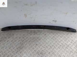 усилитель бампера переднего Toyota Corolla 8 поколение (E110) 1997, 1.3 л., бензин, МКПП, красный, хетчбэк 3 дв.