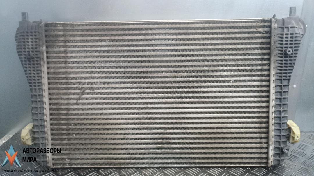 радиатор интеркулера Volkswagen Tiguan 1 поколение 2008, 2.0 л., дизель, МКПП, внедорожник 5 дв., 3C0145805P - фото №1