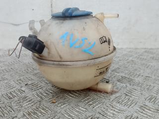 бачок расширительный Volkswagen Caddy 3 поколение 2007, 2.0 л., дизель, МКПП