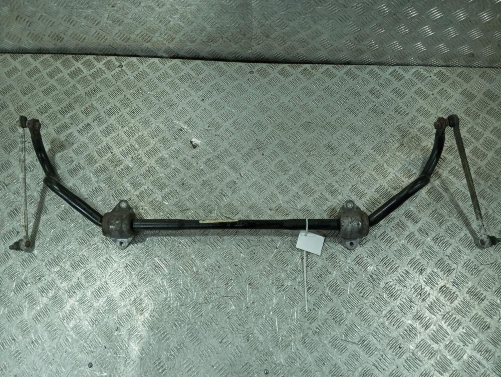 стабилизатор подвески передний BMW 1 серия E81/E82/E87/E88 2006, цвет, 6766287 - фото №1