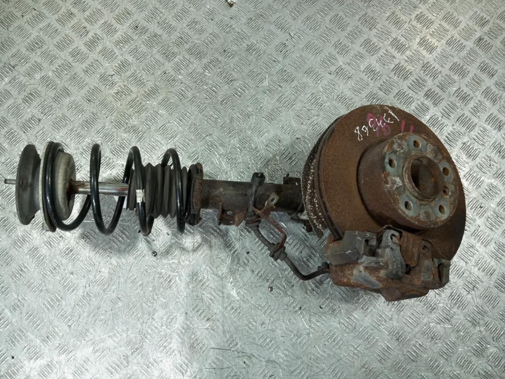 Стойка BMW 1 серия E81/E82/E87/E88 2006, цвет - фото №1