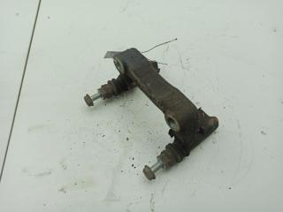 скоба суппорта Peugeot 2008 1 поколение 2015, 1.2 л., бензин, МКПП, чёрный, внедорожник 5 дв.