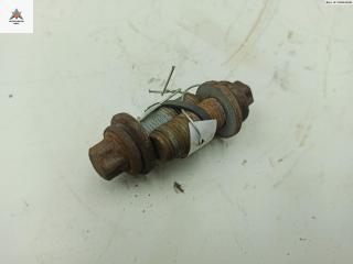 Болт крепления Peugeot 2008 1 поколение 2015, 1.2 л., бензин, МКПП, чёрный, внедорожник 5 дв.