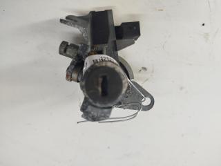 Личинка замка багажника Audi A4 B6 2002, 2.5 л., дизель, АКПП, серый, универсал, 8E0927573