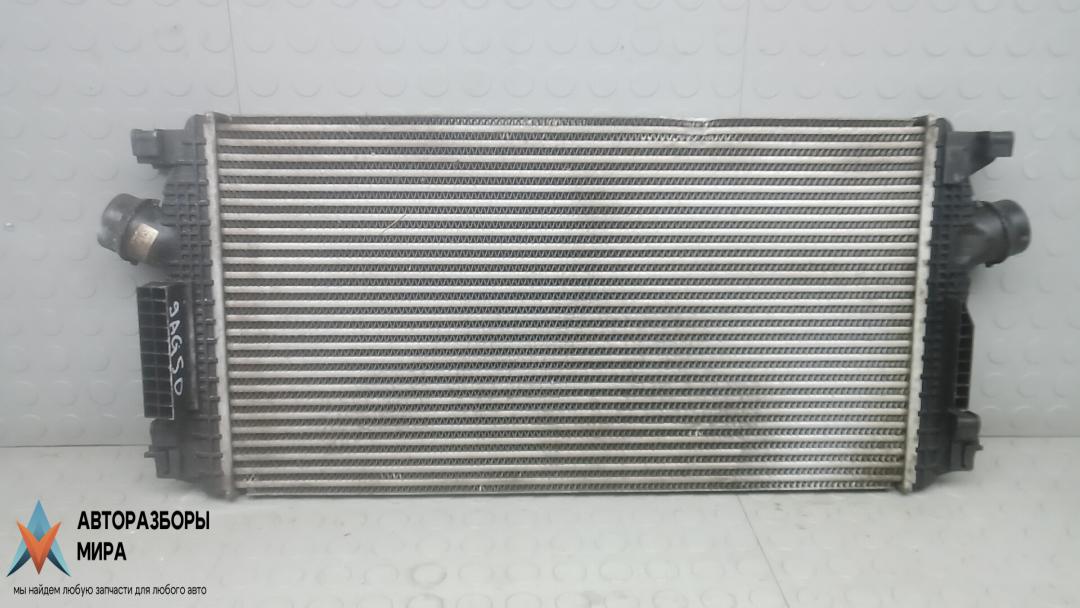 радиатор интеркулера Opel Zafira 3 поколение (C) 2013, 2.0 л., CDTi, дизель, МКПП, минивэн, 13267647, 1302133 - фото №1