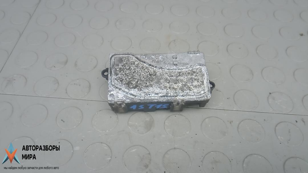 сопротивление печки Audi A6 4F/C6 2007, 2.4 л., бензин, МКПП, универсал, 4F0820521A, 4F0910521 - фото №1