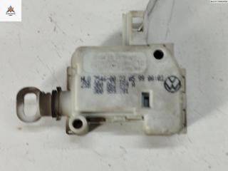 активатор замка багажника Audi A6 4B/C5 1999, 1.8 л., Ti, бензин, МКПП, серый, седан, 3B0862159A