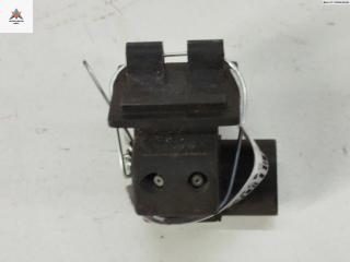 форсунка омывателя лобового стекла Audi A6 4B/C5 1997, 2.4 л., бензин, АКПП, синий, седан, 4B095587