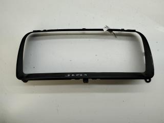 Рамка (обрамление) щитка приборов Volkswagen Passat B4 1996, 1.6 л., бензин, МКПП, зелёный, универсал, 3A1857061B
