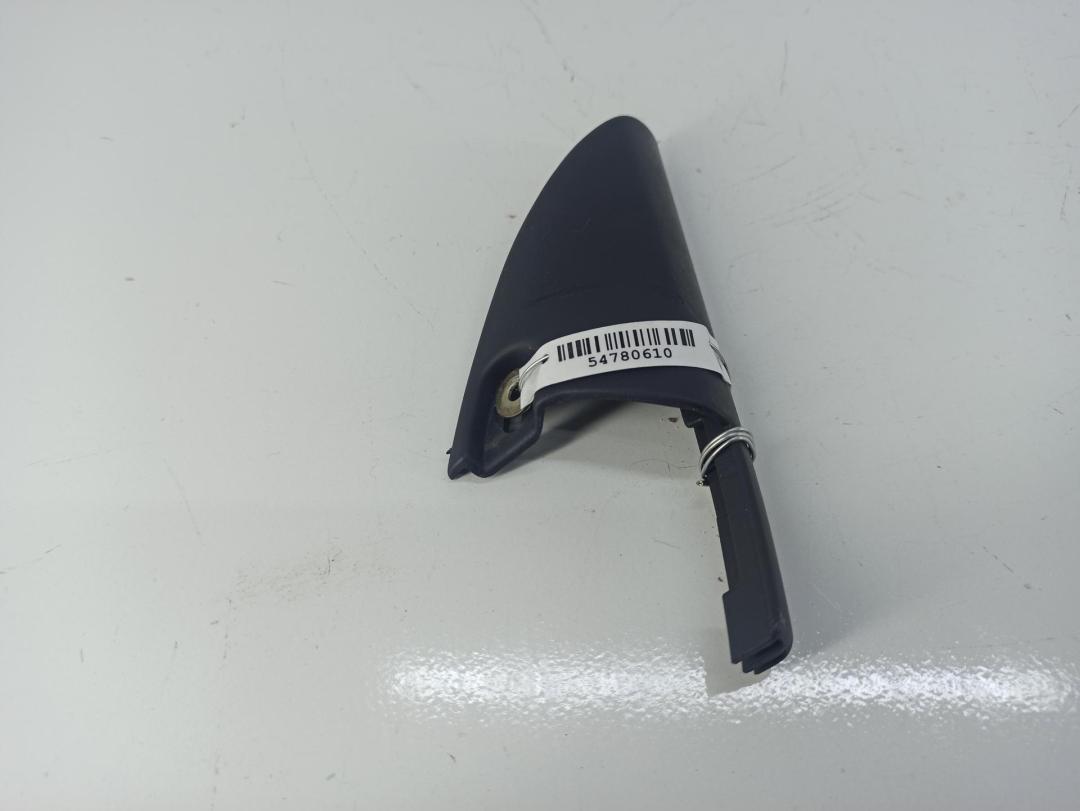 накладка на зеркало Audi 80 B4 1993, 2.0 л., бензин, МКПП, зелёный, седан, 893857506