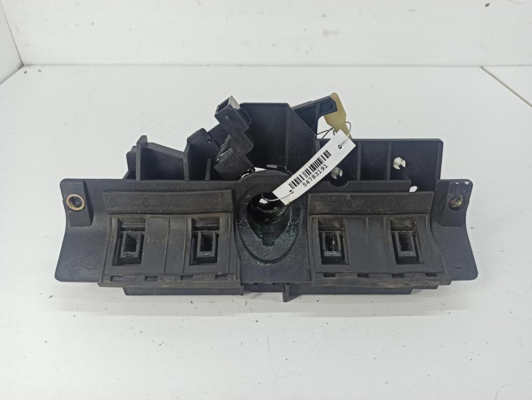ручка крышки багажника Audi A4 B5 1997, зелёный, универсал, 8D9827565C