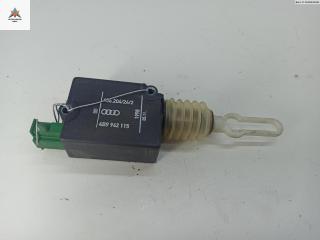 активатор замка багажника Audi A6 4B/C5 1998, 1.8 л., Ti, бензин, МКПП, синий, универсал, 4B9962115