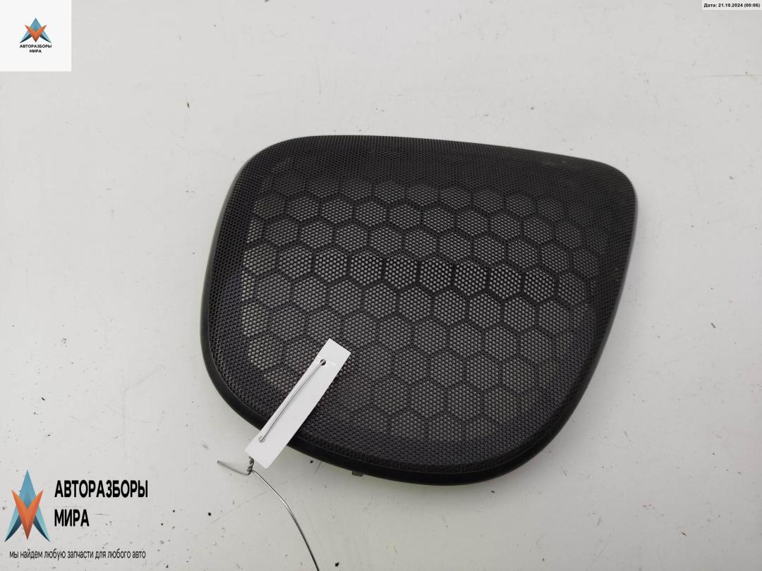 Сетка (решетка) динамика Opel Omega B 1996, 2.0 л., бензин, МКПП, серый, универсал, 90460377 - фото №1