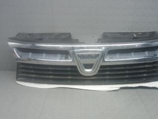 решетка радиатора Renault Duster 1 поколение 2013, 1.5 л., дизель, МКПП, внедорожник 5 дв.