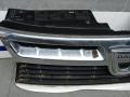 решетка радиатора Renault Duster 1 поколение 2013, 1.5 л., дизель, МКПП, внедорожник 5 дв. - фото №2