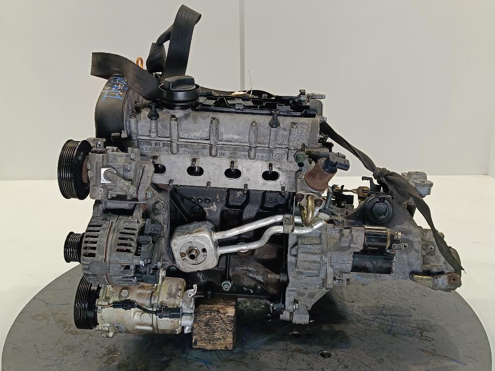 двигатель Volkswagen Golf 5 поколение 2004, Бензин 1.6, цвет, BCB - фото №1