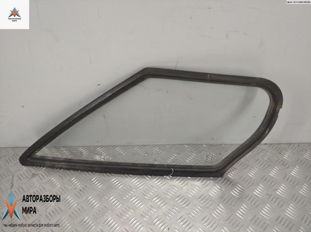 форточка передняя правая Citroen Jumper 1 поколение 1997, 2.5 л., дизель, МКПП, белый, микроавтобус - фото №1