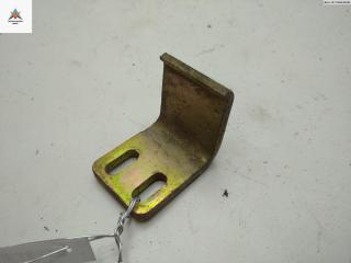 ответная часть (скоба) замка двери Mercedes-Benz Vito-1 W638 2000, 2.2 л., дизель, МКПП, белый, микроавтобус