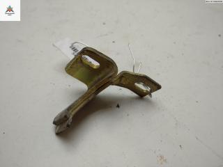 ответная часть (скоба) замка двери Mercedes-Benz Vito-1 W638 2000, 2.2 л., дизель, МКПП, белый, микроавтобус