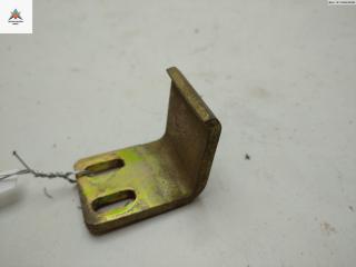 ответная часть (скоба) замка двери Mercedes-Benz Vito-1 W638 2000, 2.2 л., дизель, МКПП, белый, микроавтобус