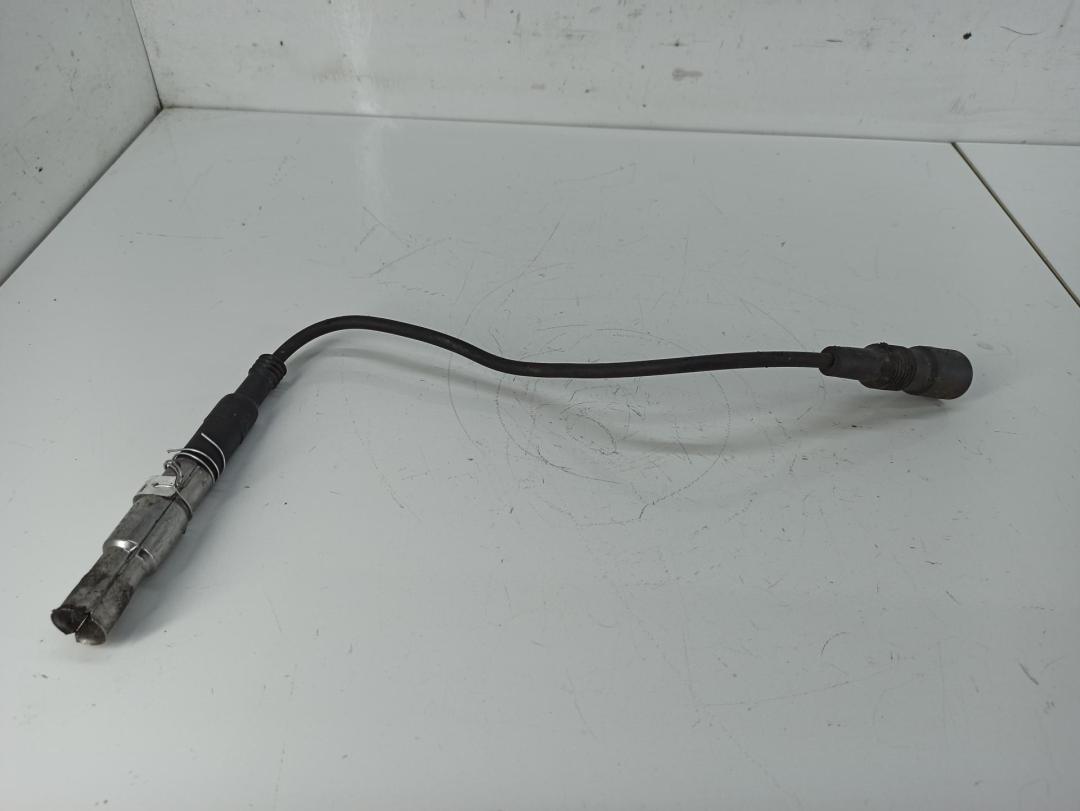 провод высоковольтный Audi 100 C4 1992, 2.8 л., бензин, МКПП, серый, универсал, 078035255
